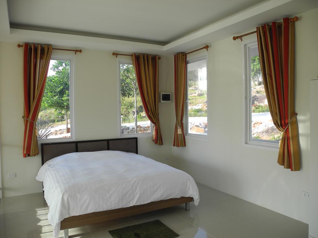 Hotel Wind Hills Nakhonratchasima Pokoj fotografie